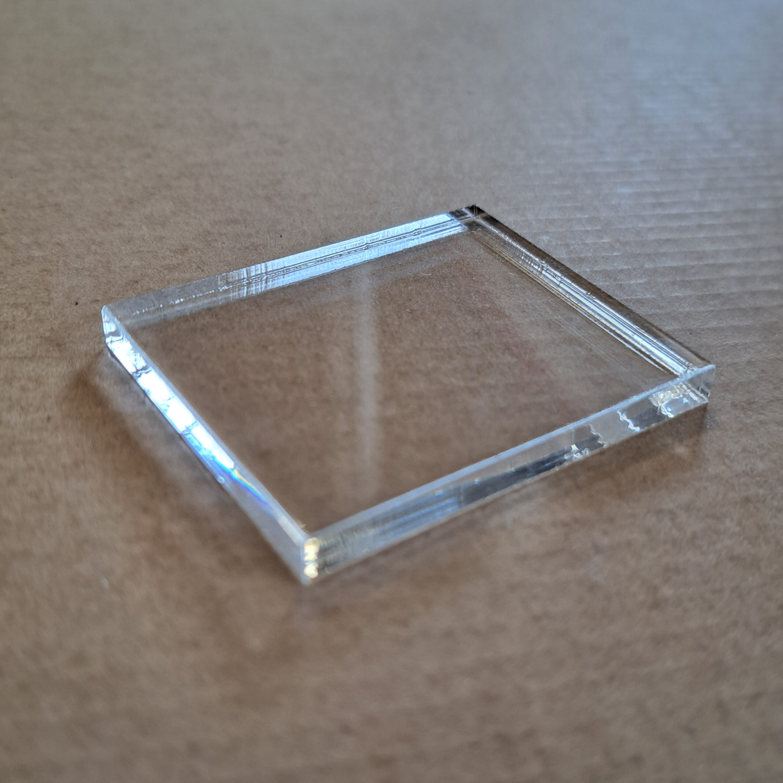 Acrílico transparente de 3mm a 5mm